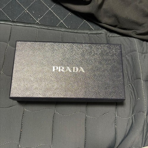 Used prada empty gift - used,
